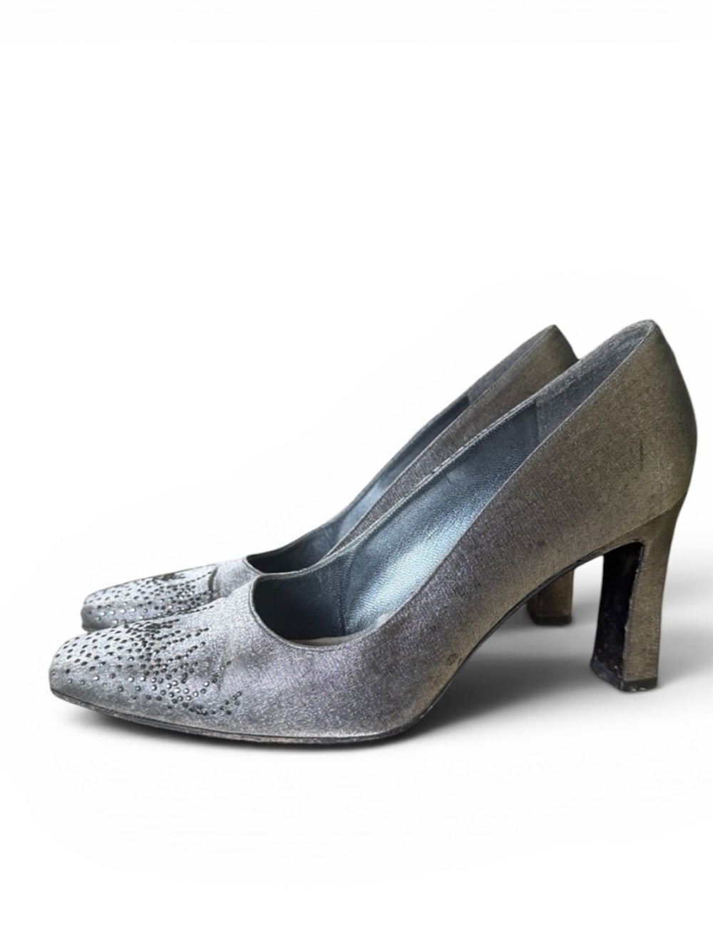 STUART WEITZMAN women’s silver metallic pumps very good condition size 9 1/2